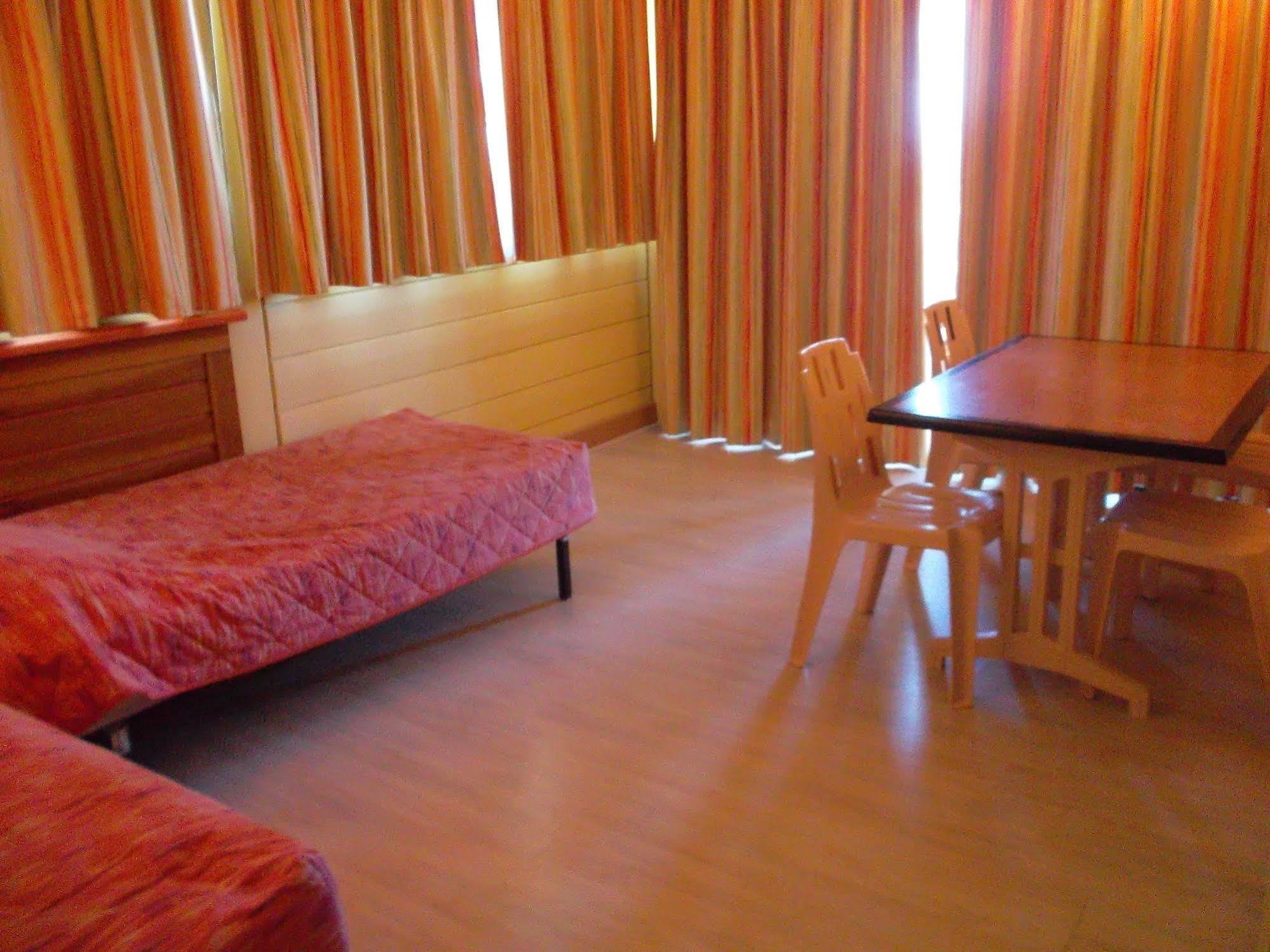 Aparthotel Les Pins