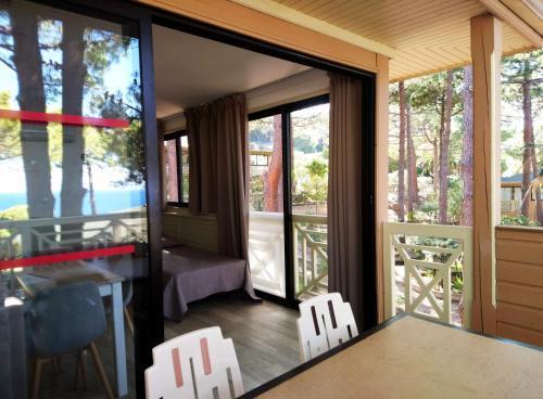 Aparthotel Les Pins Calvi (Corsica)